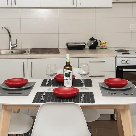 Seacoast 3 ! Kamena Vourla