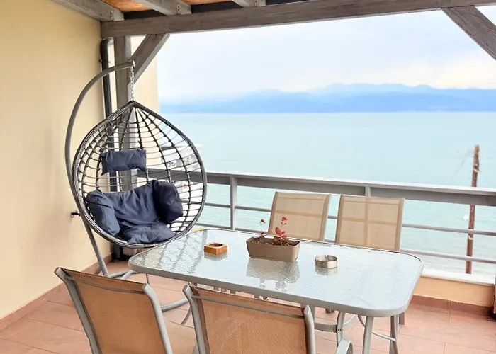 Seacoast 3 ! Apartment Kamena Vourla